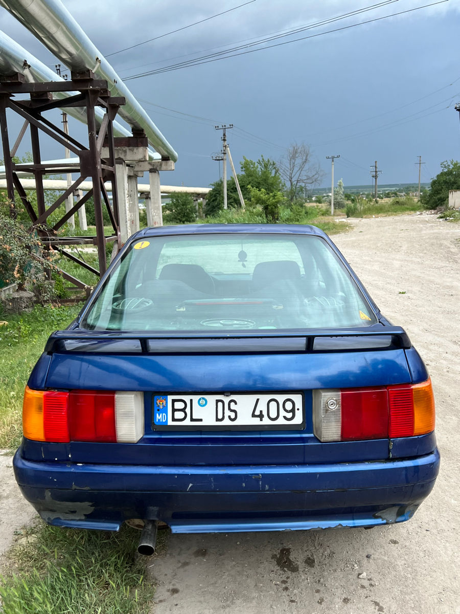 Audi 80