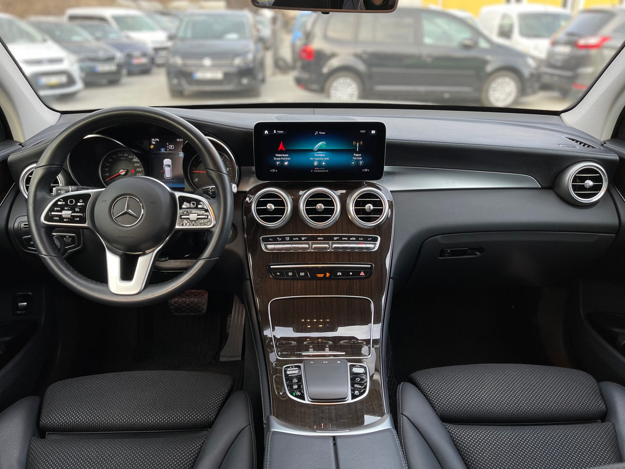 Mercedes GLC foto 8