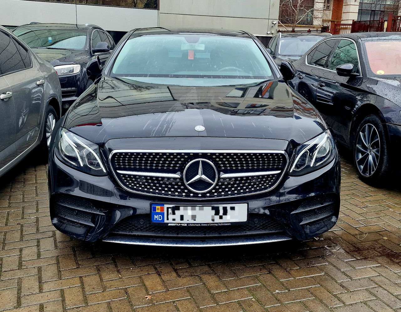 Mercedes E-Class foto 1