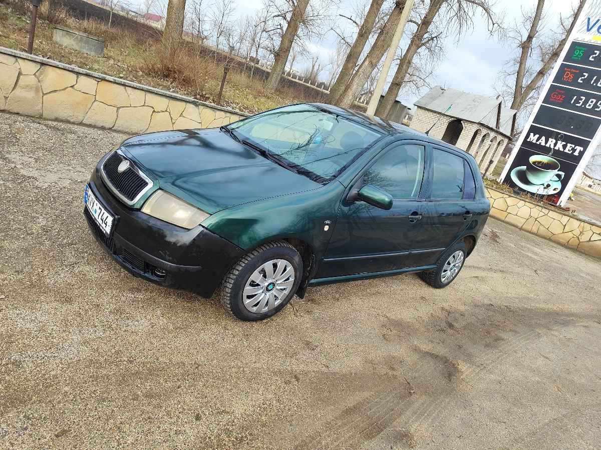 Skoda Fabia foto 2