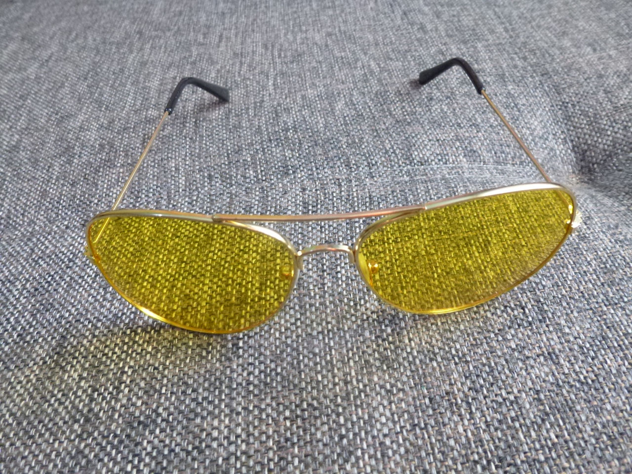 Ochelari galbeni, totul e colorat frumos / Очки-ощущение солнца-в красивых цветах foto 3