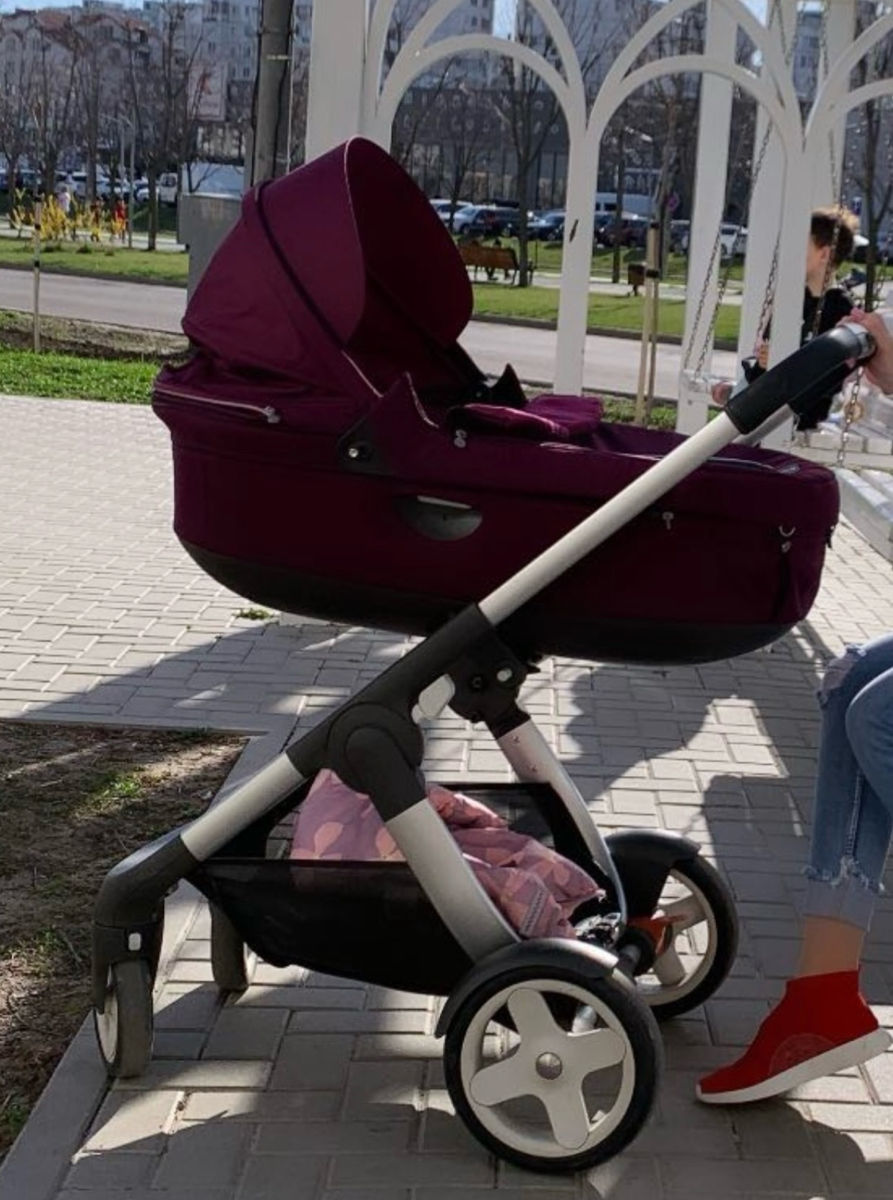 Vând Cărucior 3 în 1, model Stokke Crusi foto 2