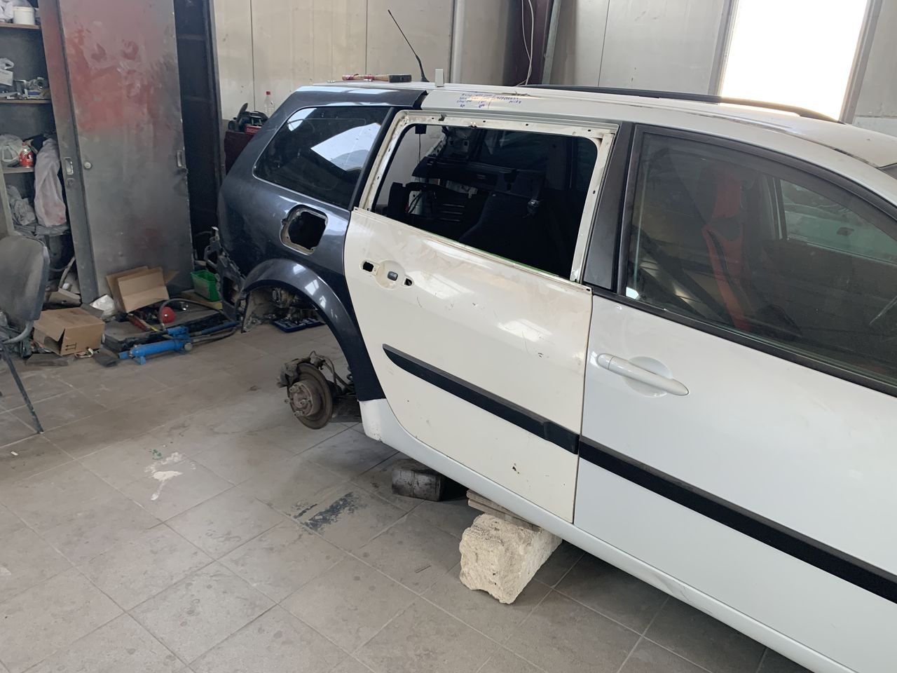 Vopsire auto in camera noua рихтовка покраска можно по перечислению с НДС foto 15