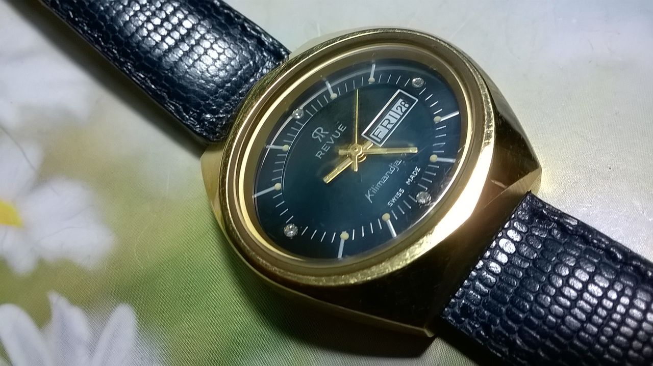 ЖЕНСКИЕ МЕХАНИЧЕСКИЕ ЧАСЫ / SWISS MADE