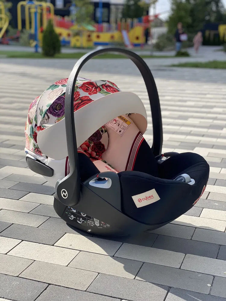 Cybex cloud outlet z spring blossom