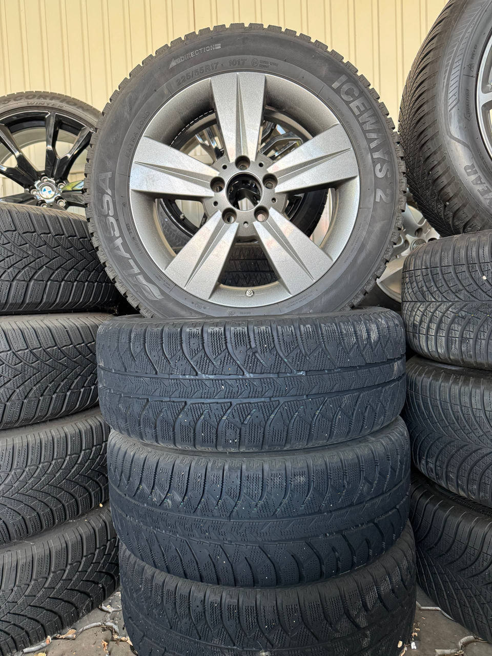 225/55 R17 Roti Mercedes Viano / V class Lassa | Комплект Диски/Шины ...