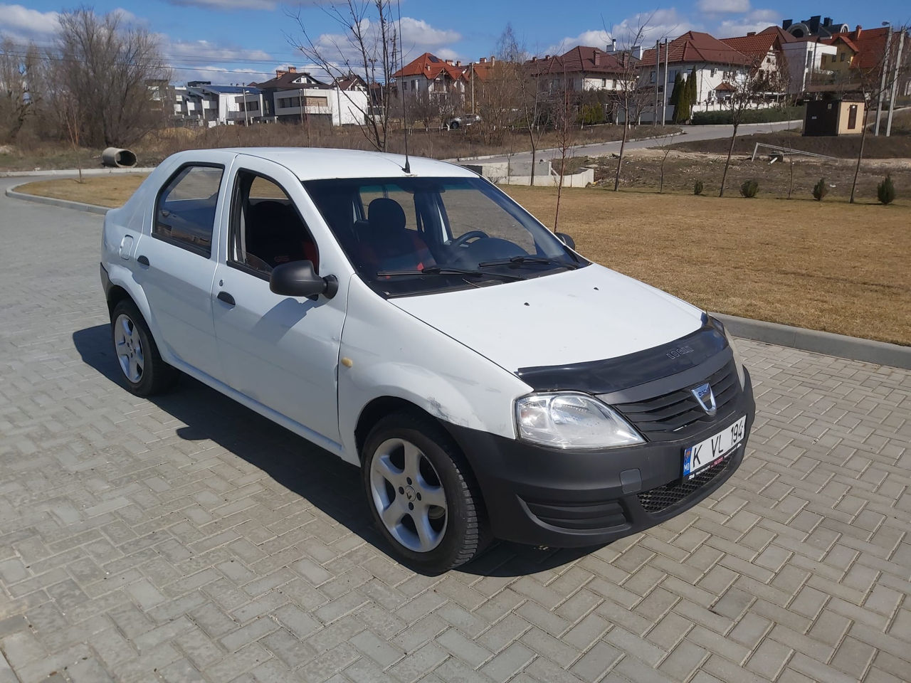 Dacia Logan foto 2