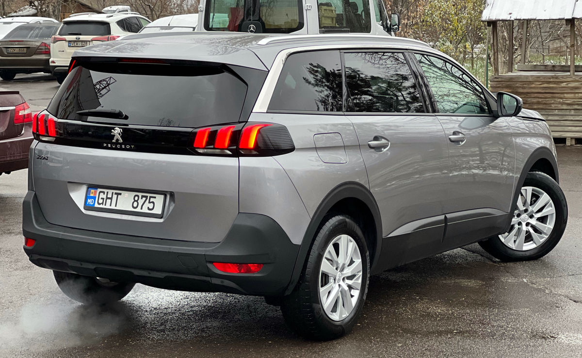 Peugeot 5008 foto 5