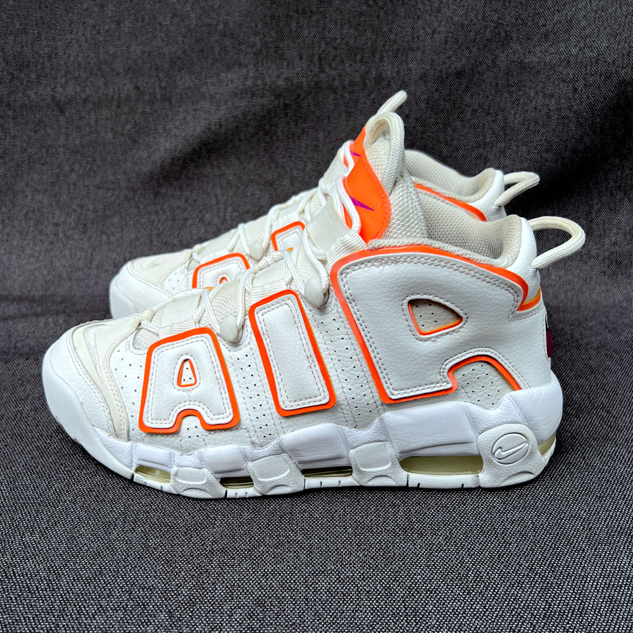 Nike Air More Uptempo Sunset. 38.