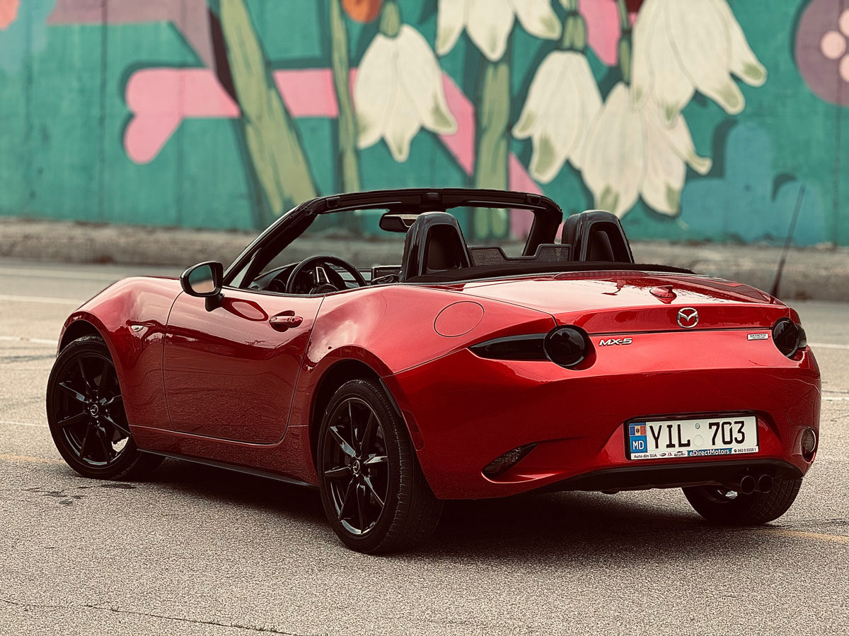 Mazda MX-5 foto 3