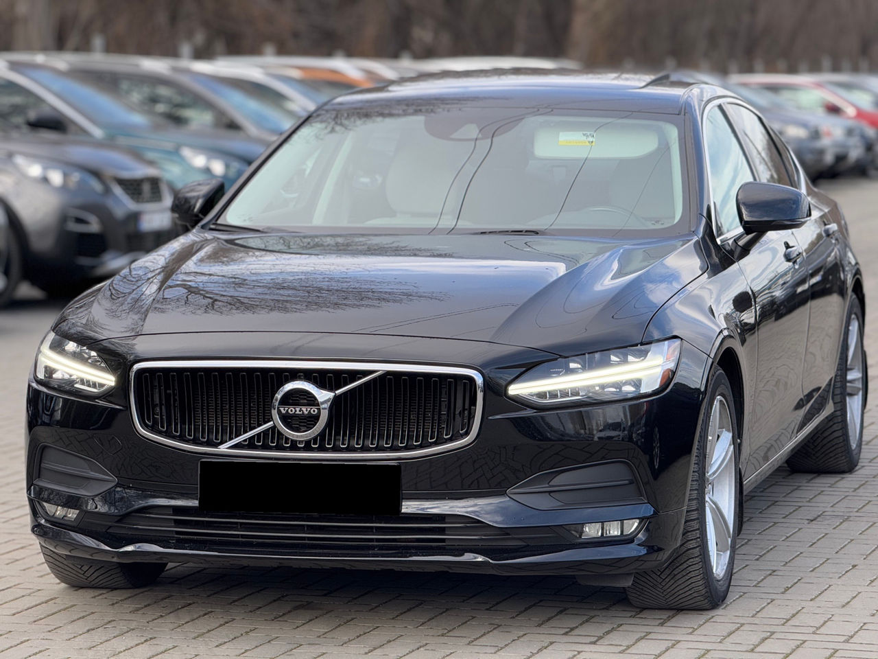Volvo S90 foto 0