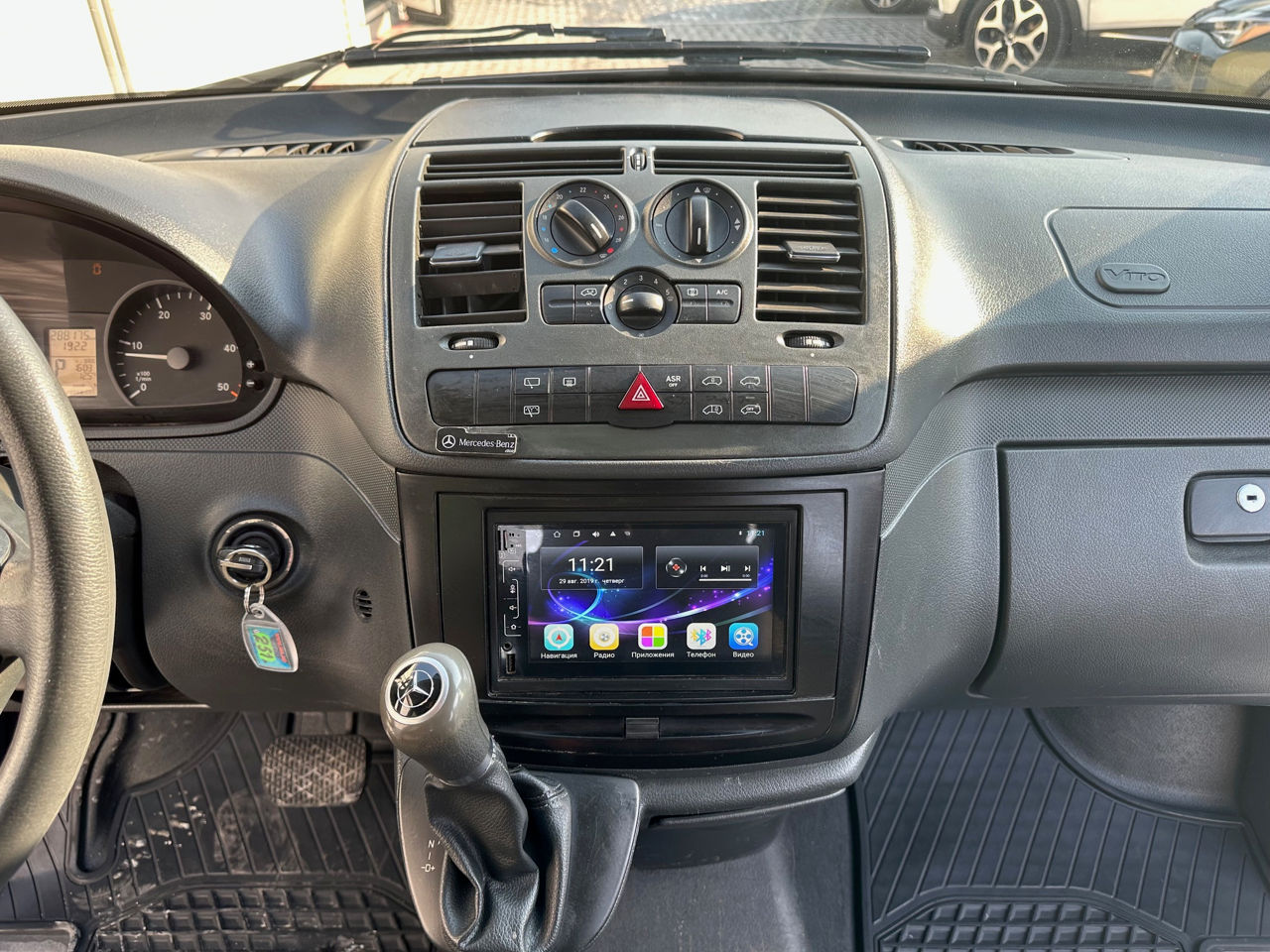Mercedes Vito foto 14