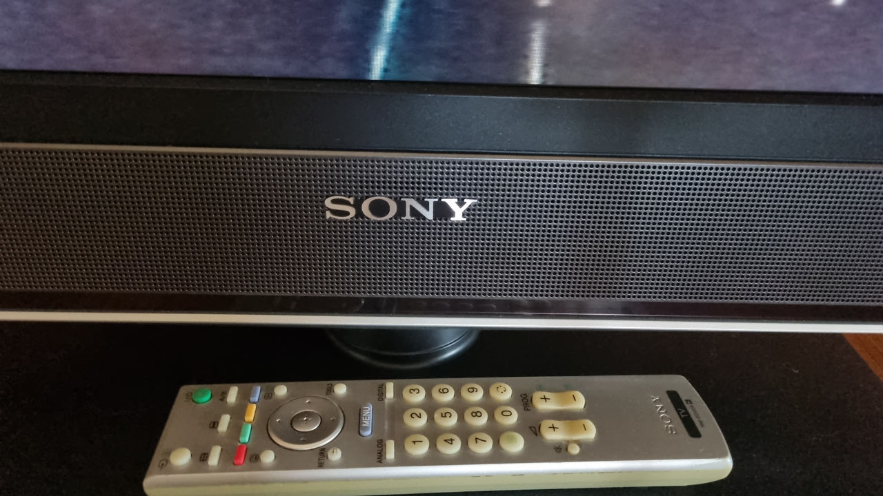 Sony KDL-40W2000 продам  фото 3