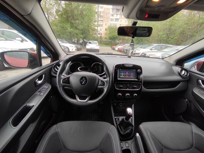 Renault Clio foto 17