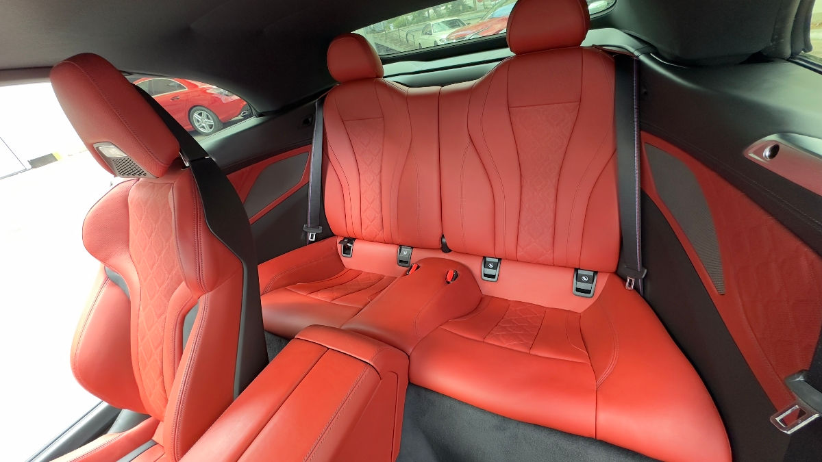 BMW M8 фото 8