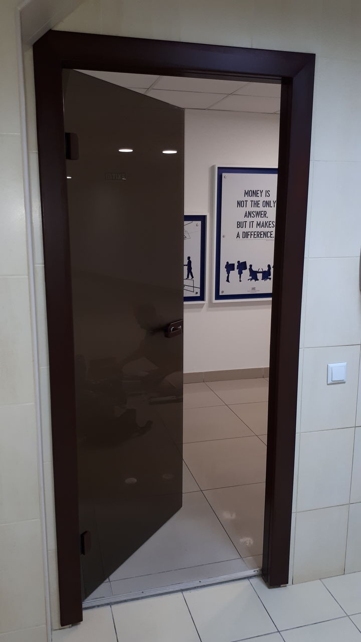 Pereți și uși din sticlă securizată / офисные перегородки и двери из безопасного стекла foto 16
