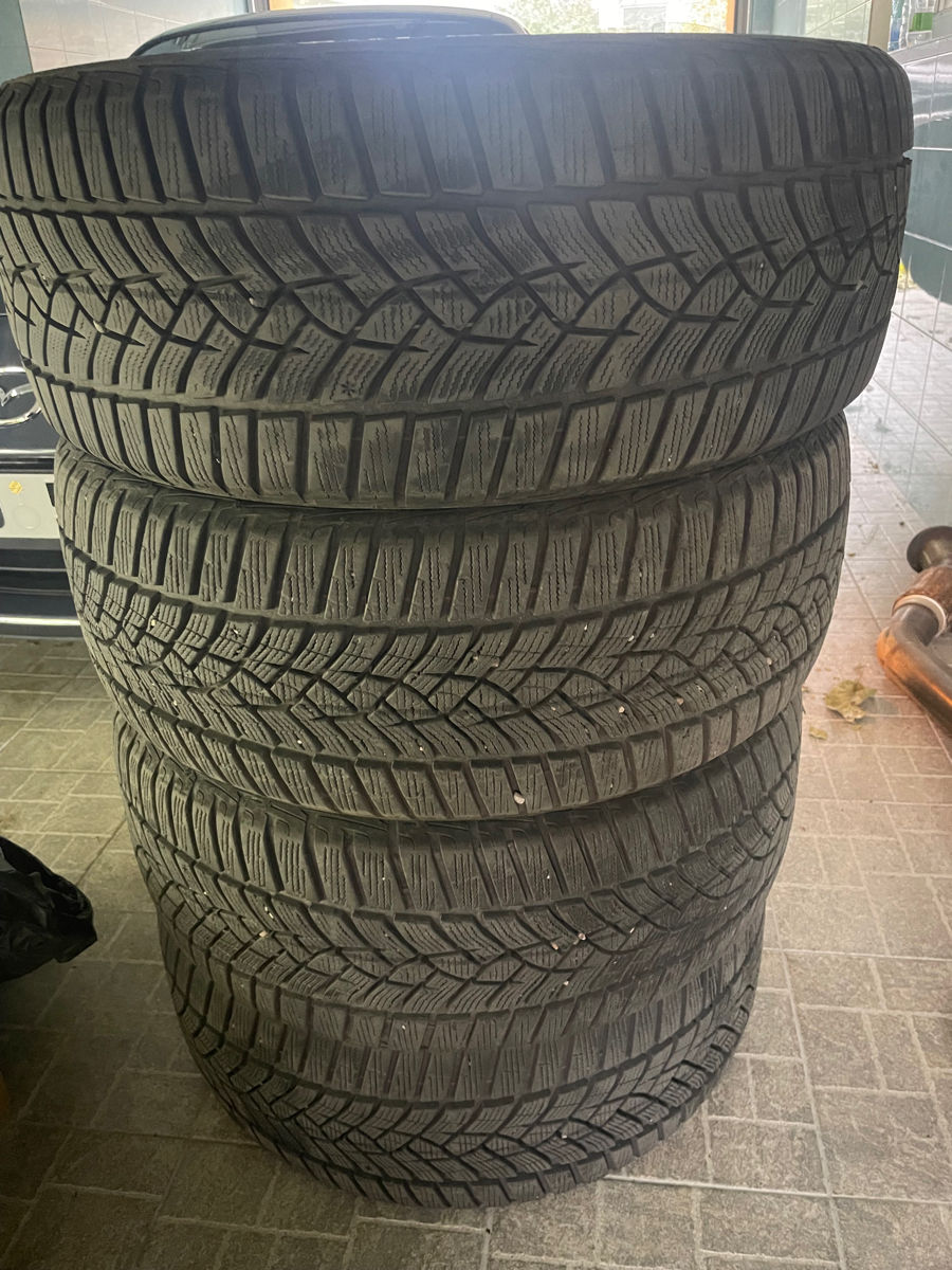 GoodYear Ultra Grip Performance 225/45 R18 foto 3