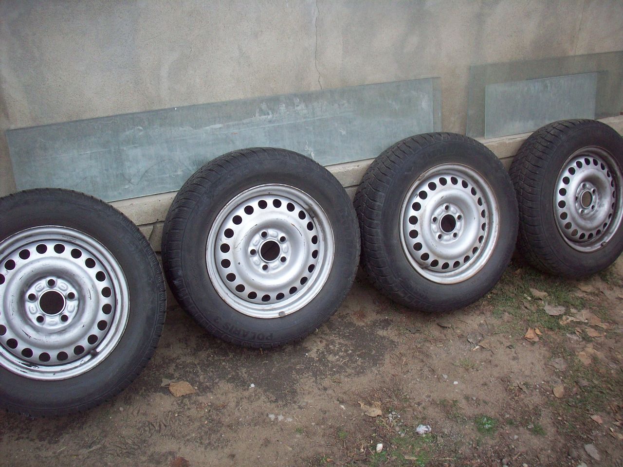 Продам зимние шины Barum 195х65х15