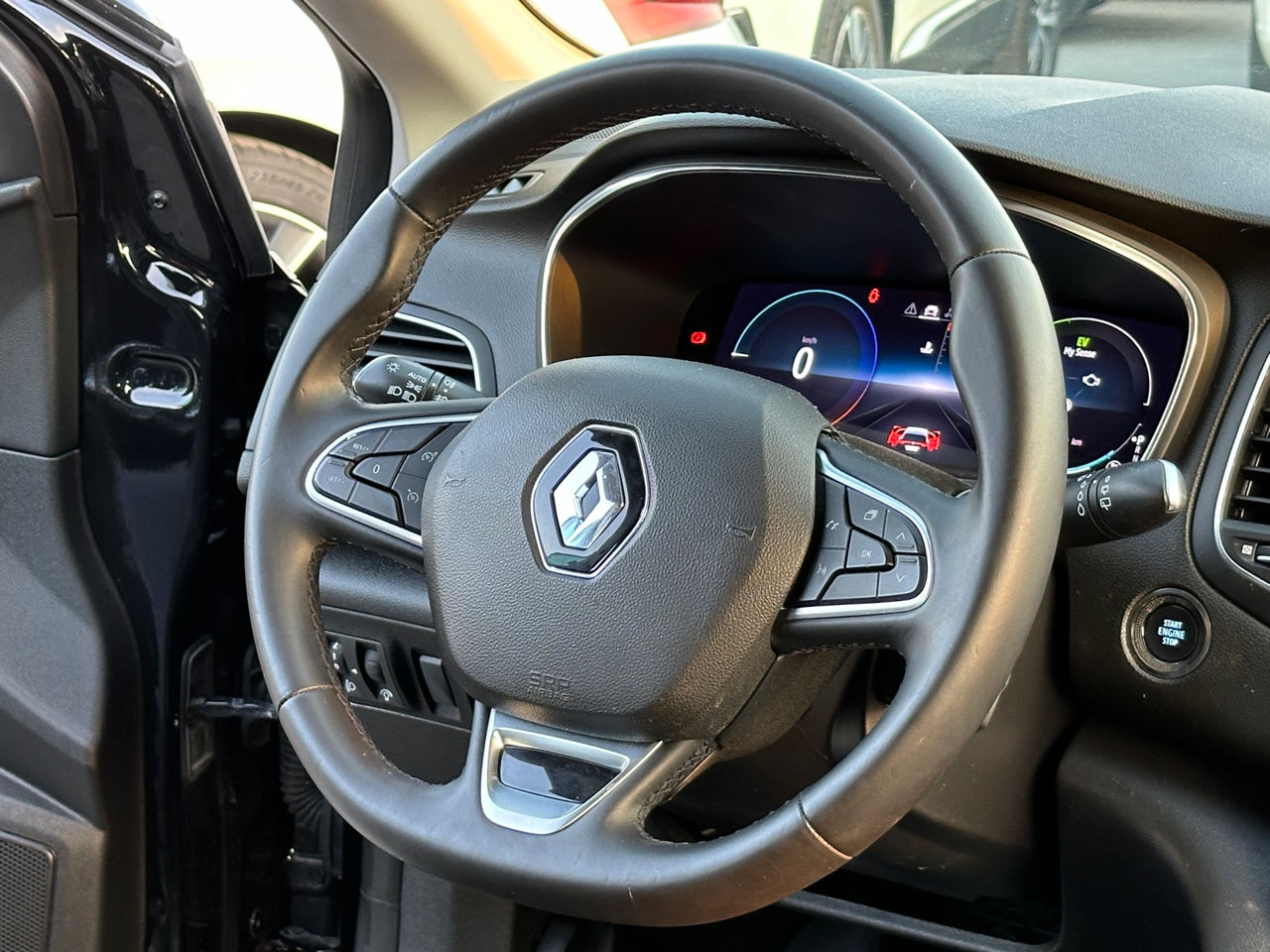Renault Megane foto 8