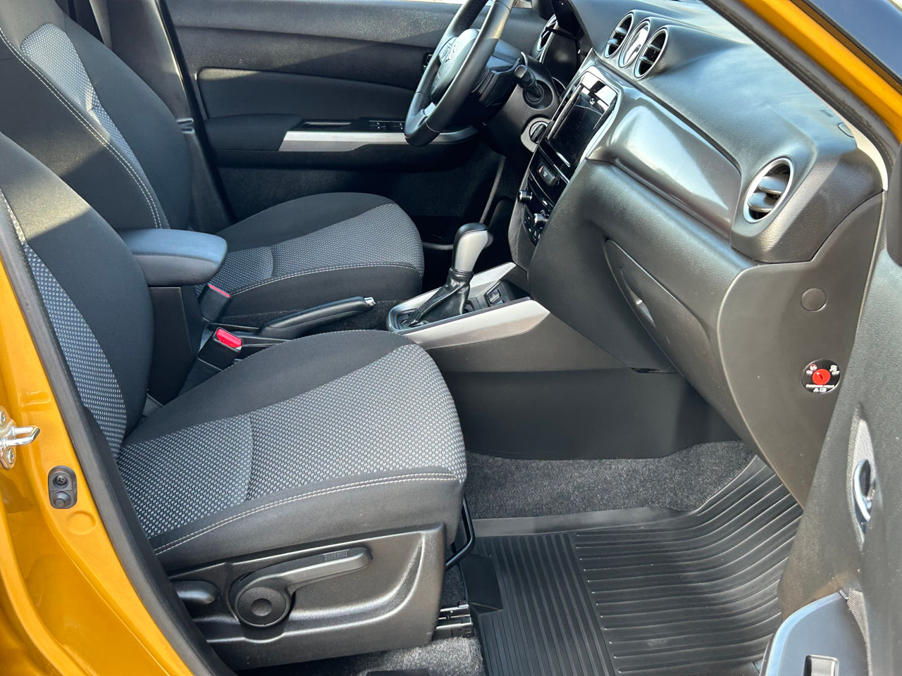 Suzuki Vitara foto 15