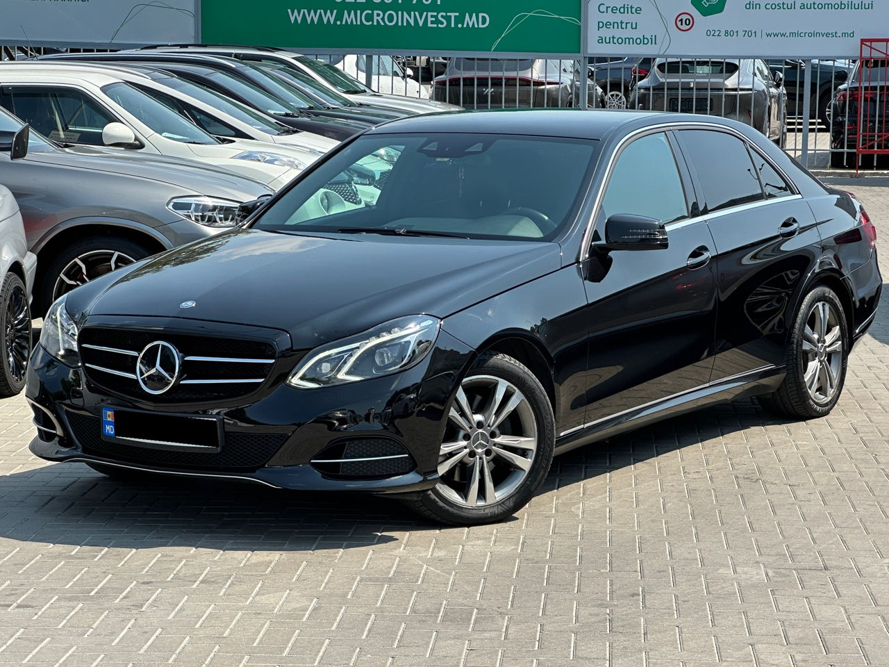 Mercedes E-Class foto 0