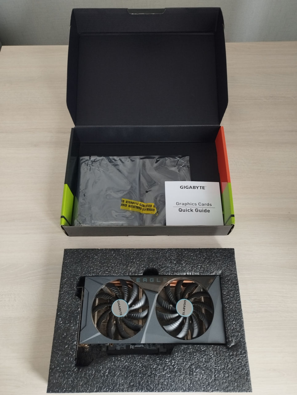 Продам видеокарту, недорого, в отличном состоянии - GIGABYTE Nvidia RTX ...