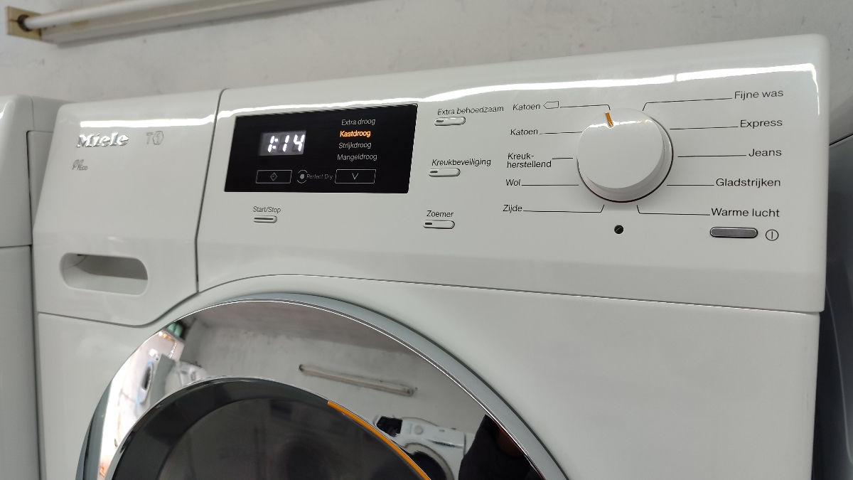 Сушильная машина Miele T1 фото 6