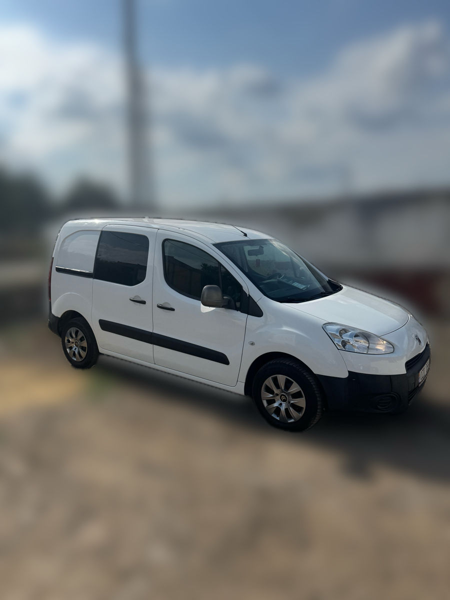 Peugeot Partner an. 2015 cu rulaj 164796 km, Diesel, 6500 €