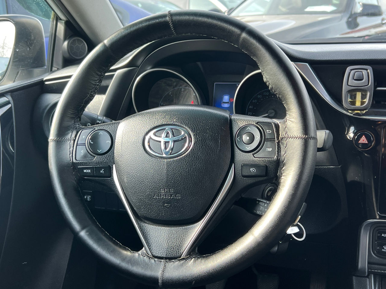 Toyota Auris foto 10