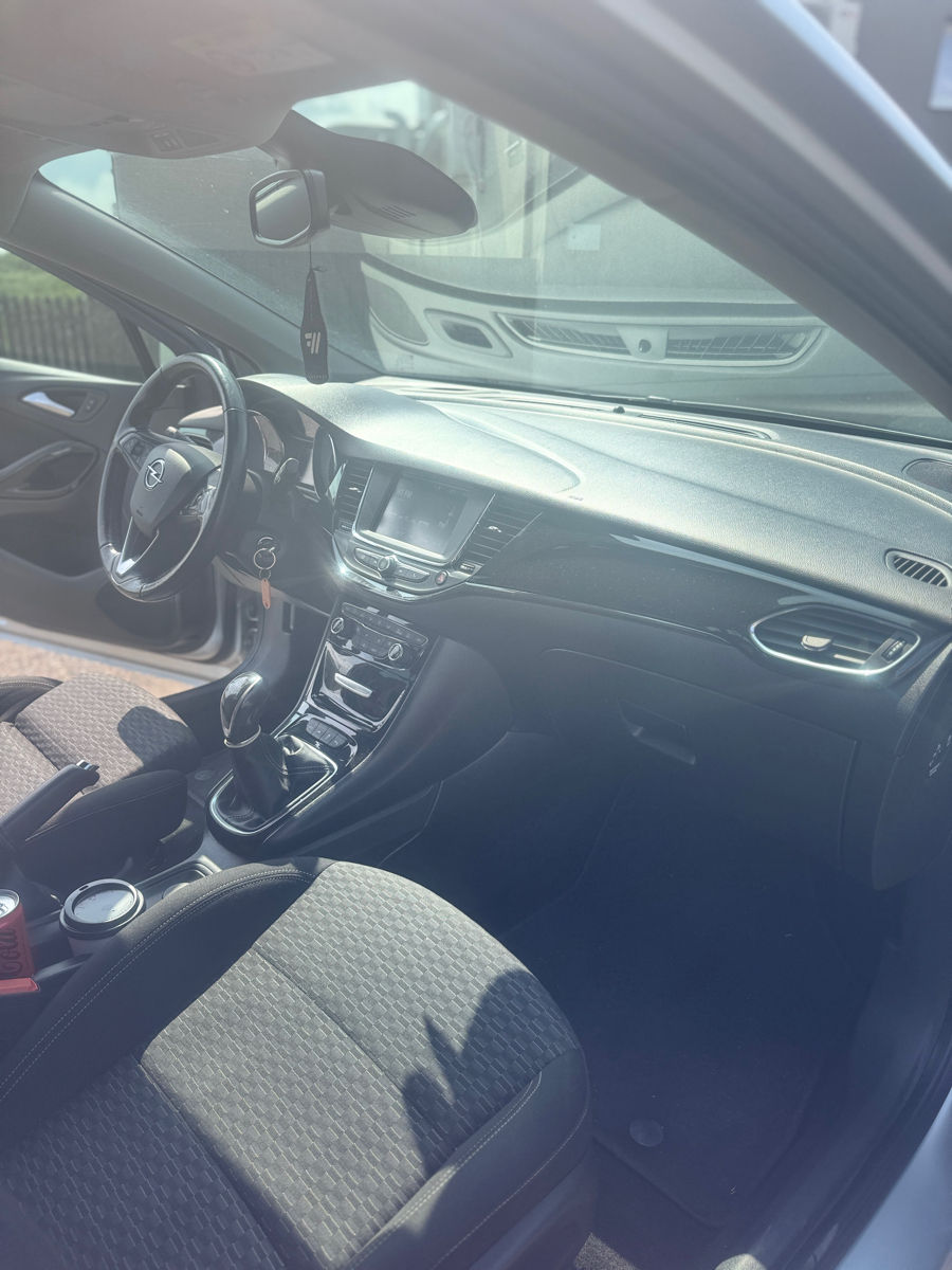 Opel Astra фото 8