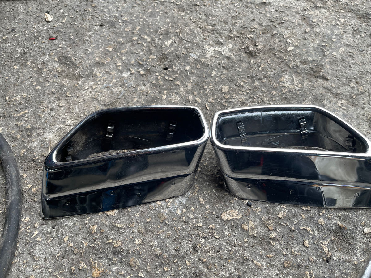 BMW G30 : SZL, nasadci M teh tobe evacuare, senzor/ploaie, ceas/panou de bord, grila de jos din fata foto 8