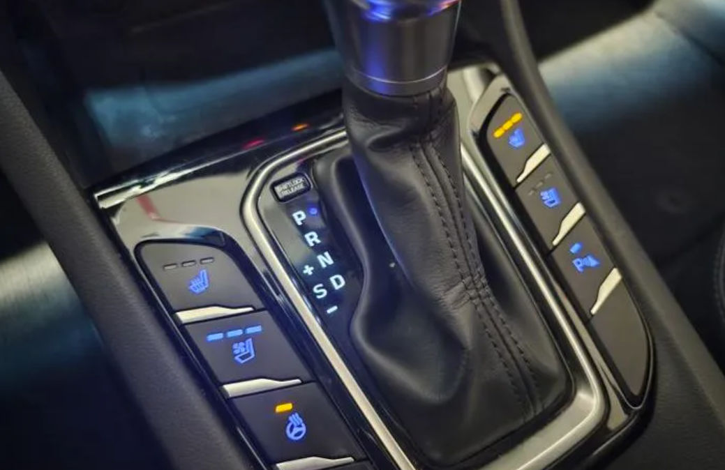 Hyundai IONIQ foto 7
