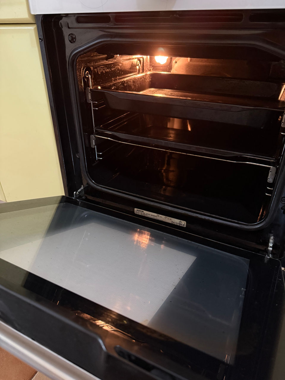 Cuptor electric incorporabil Gorenje  фото 2