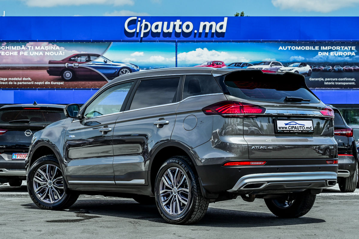 Geely Atlas Pro foto 3