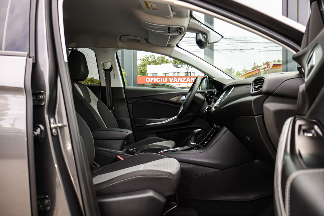 Opel Grandland X фото 13