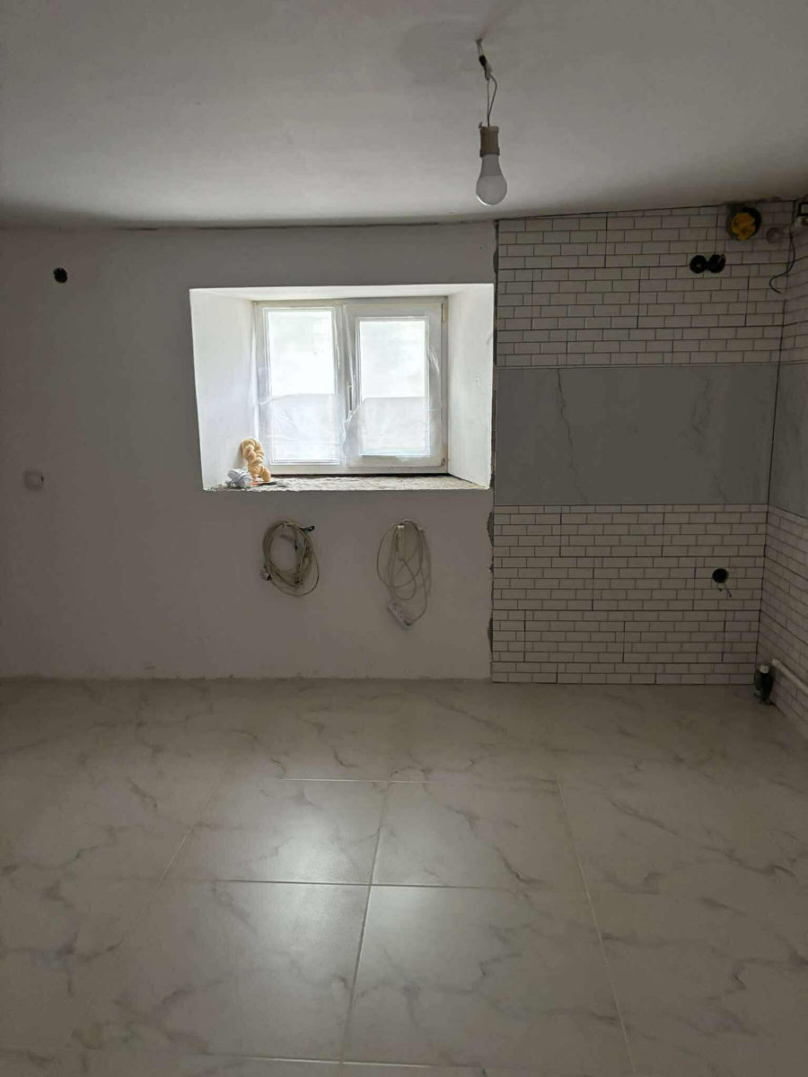 Casa în 2 nivele în orasul Ghindesti фото 8