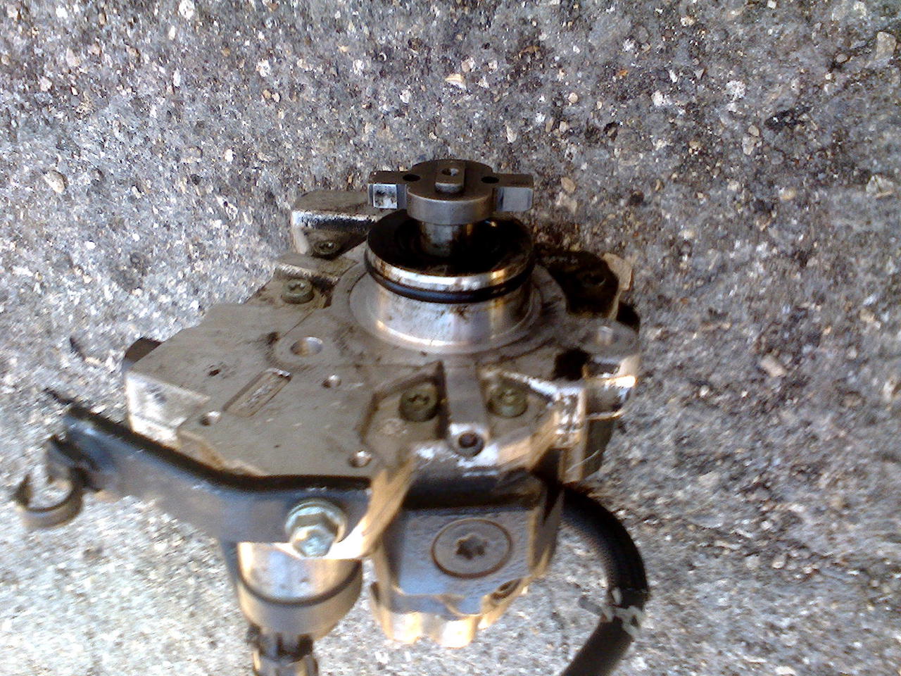 Pompa de motorina e 12 d4d     -     разборка toyota=corolla,Yaris... foto 2