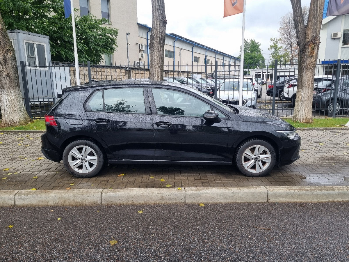 Volkswagen Golf 2023 photo 3