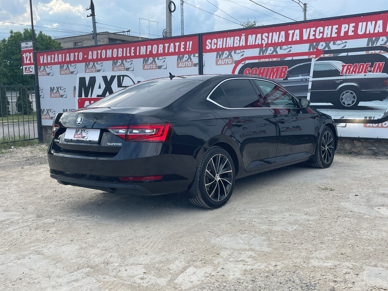 Skoda Superb foto 4