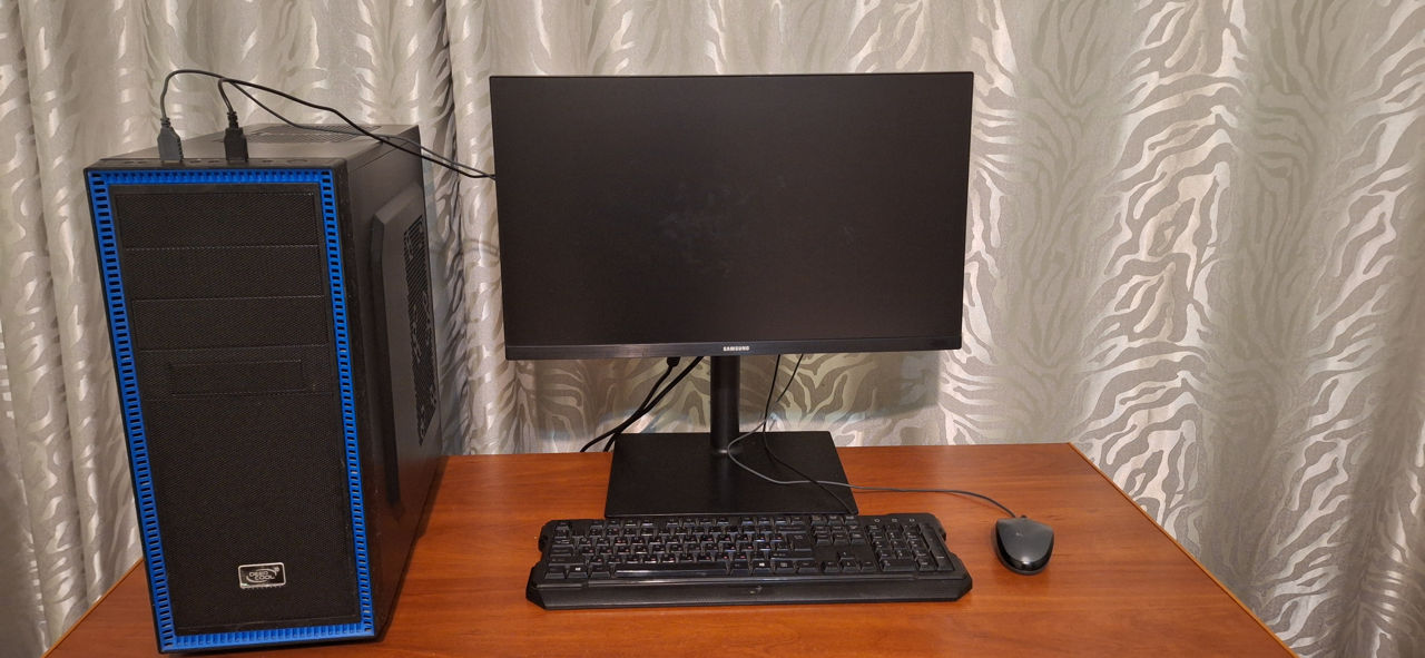 Vând PC-Intel Core i7 împreună cu Monitor - Samsung pret negociabil foto 0