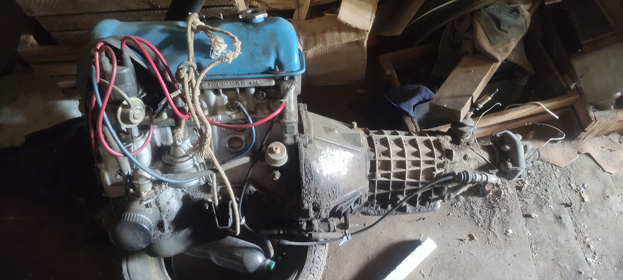 Двигатель и коробка ваз 1.5