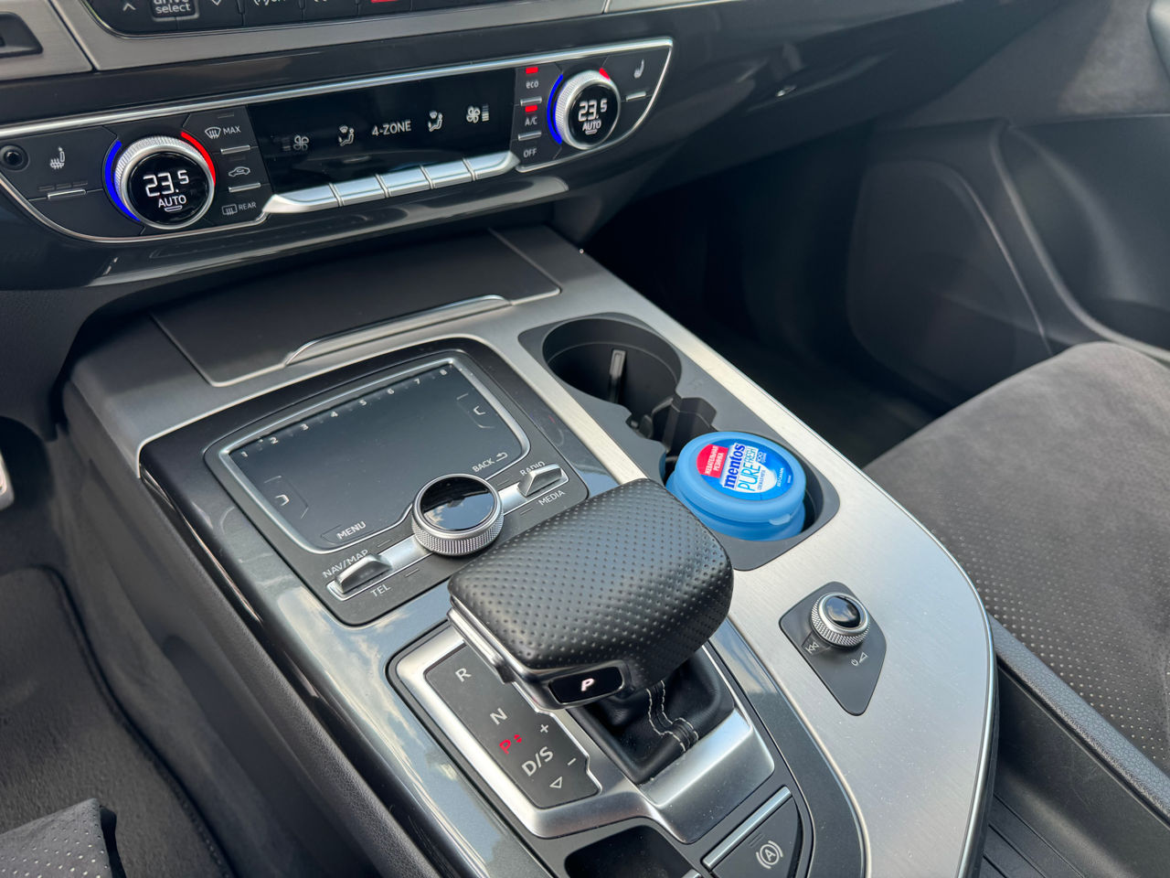 Audi Q7 foto 14