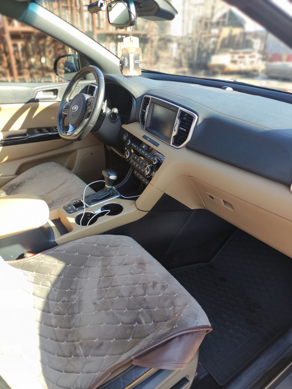 KIA Sportage фото 7