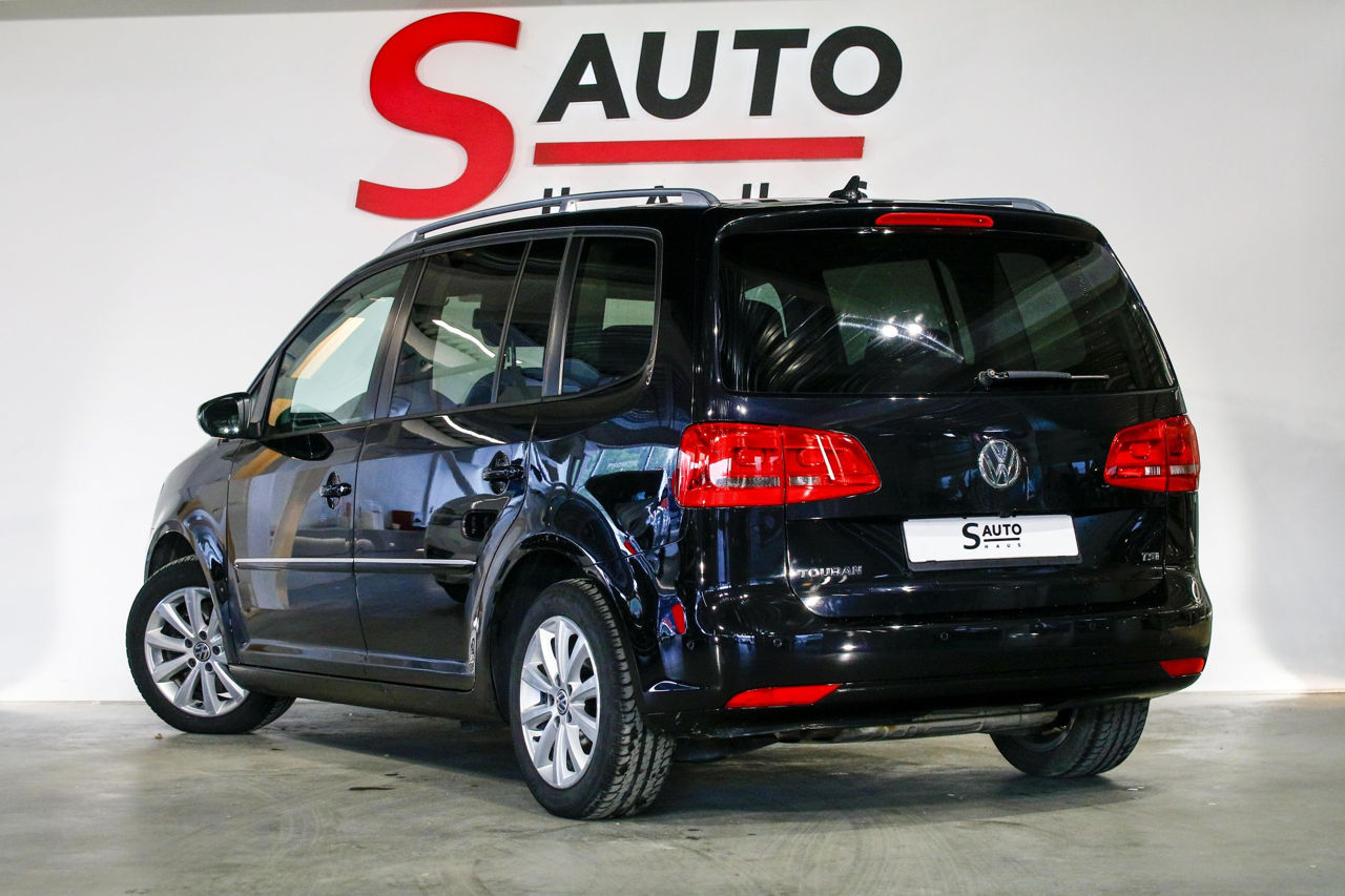 Volkswagen Touran фото 4