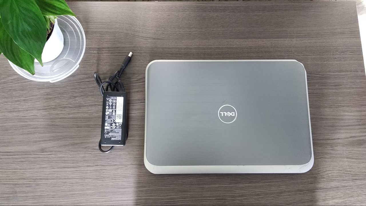 Dell Inspirion 5423/ Core I5 3317U/ 4Gb Ram/ 320Gb HDD!