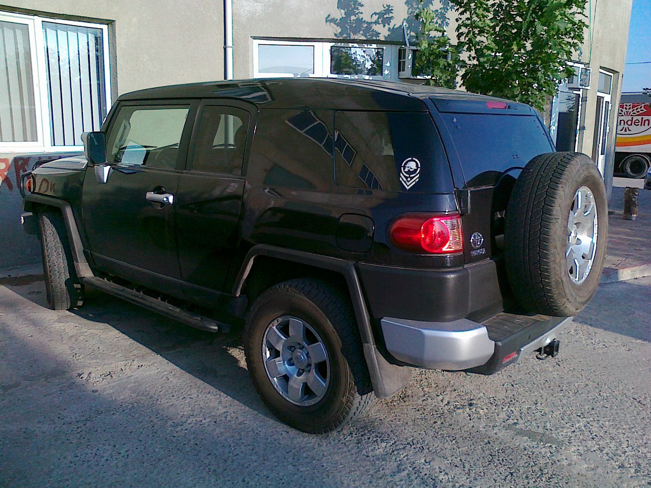 Toyota FJ Cruiser foto 2