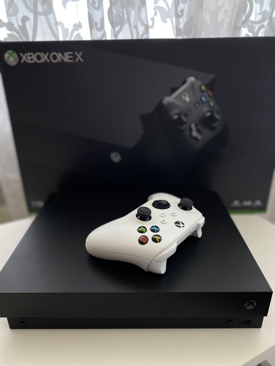 Vind Xbox One x 1TB foto 4