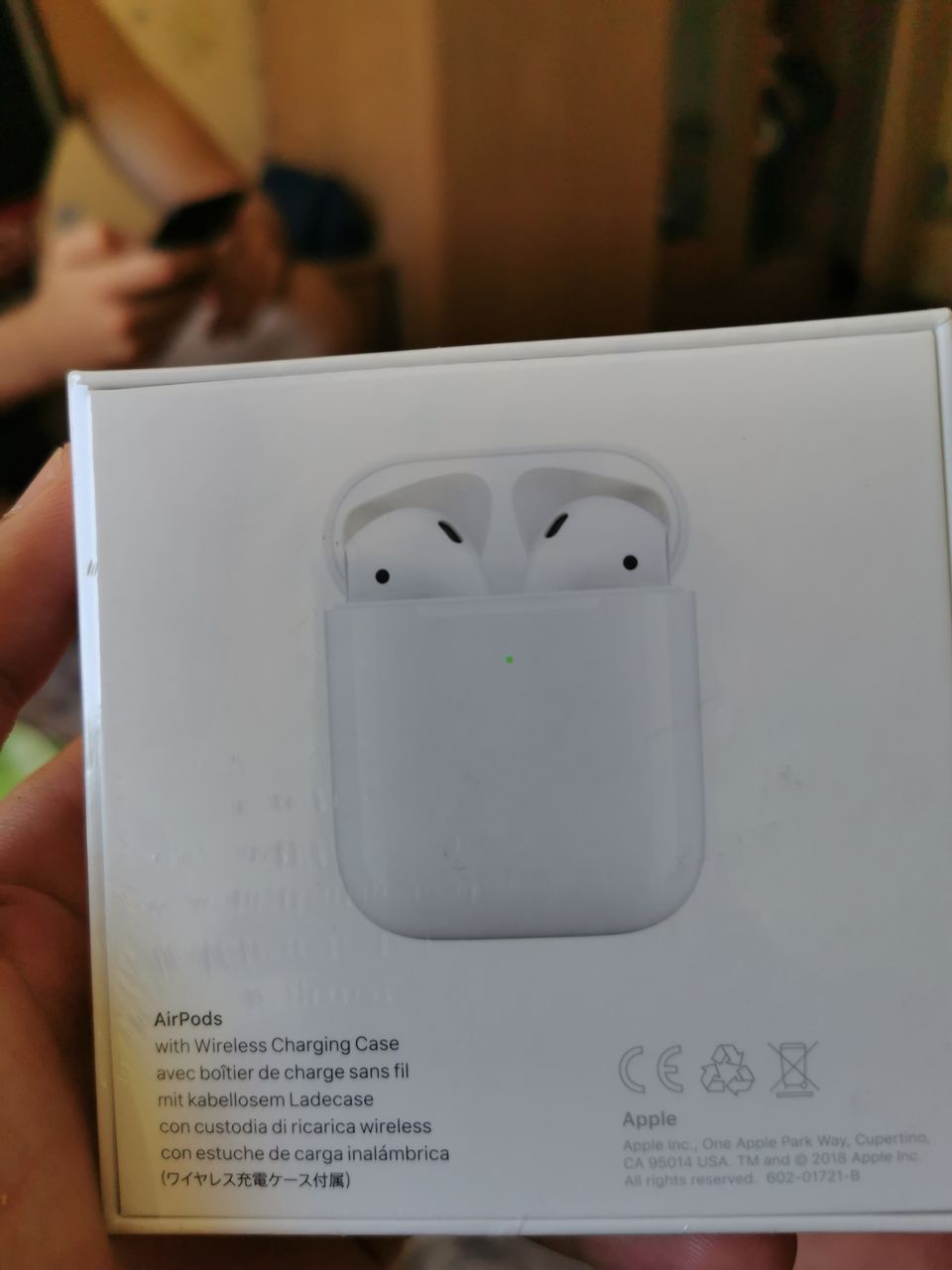 Airpods 2 wireless charging