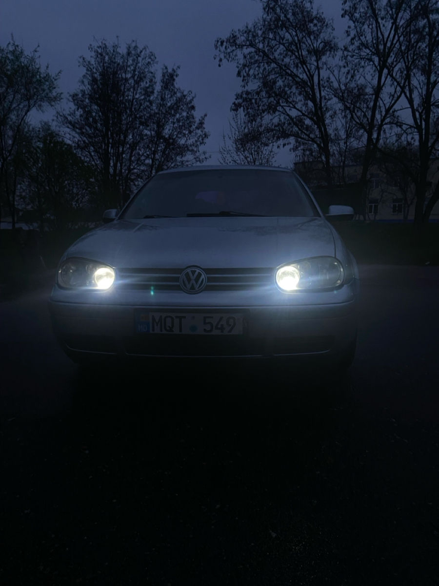 Volkswagen Golf foto 0