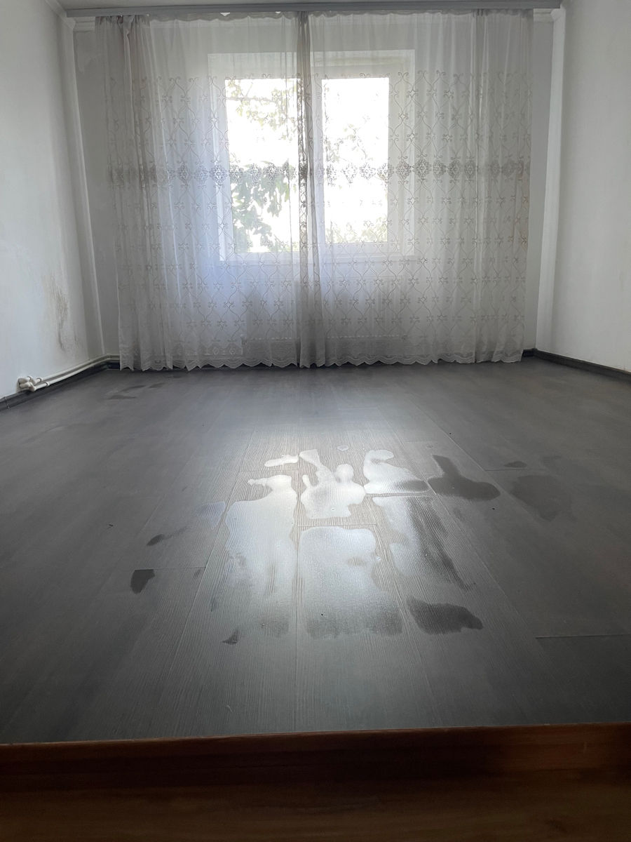 Apartament cu 3 camere,  Centru,  Soroca foto 3